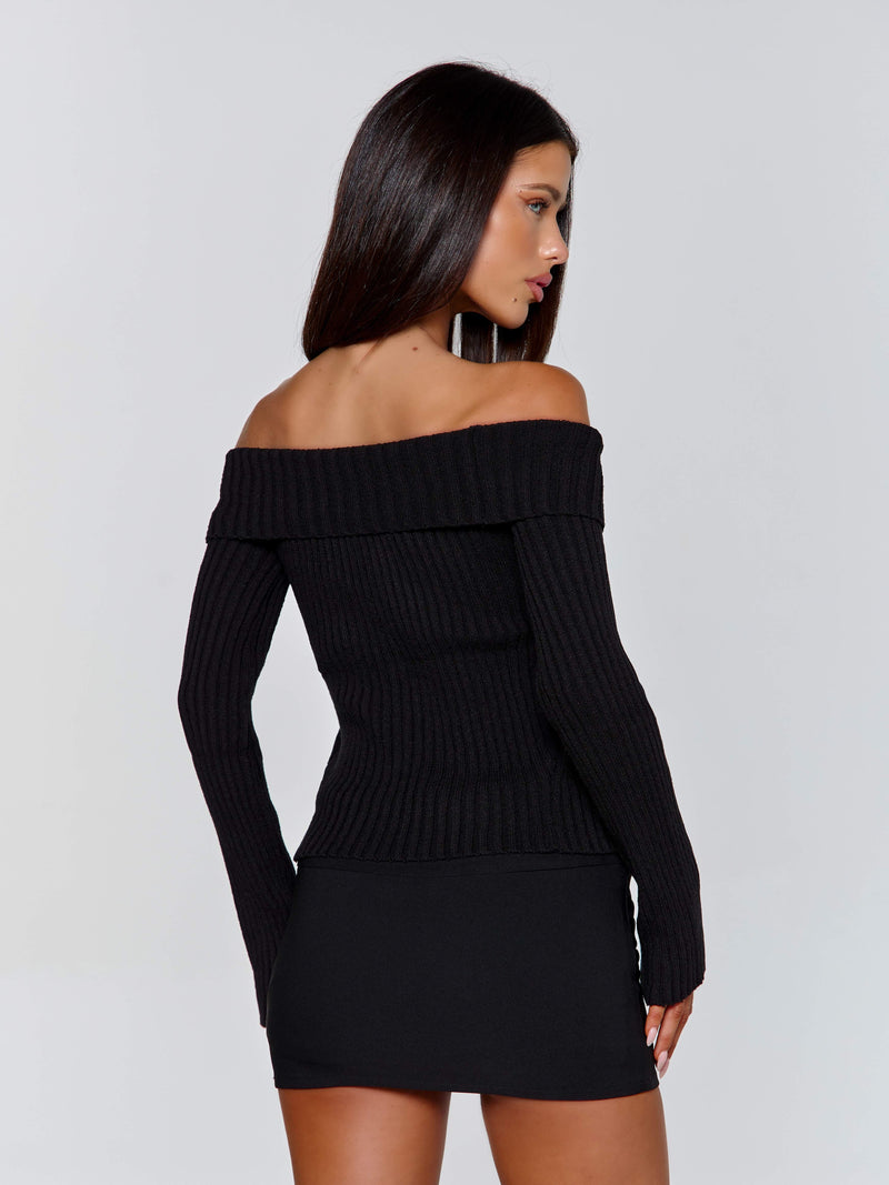 COLBY LONG SLEEVE TOP BLACK Crop Top 
