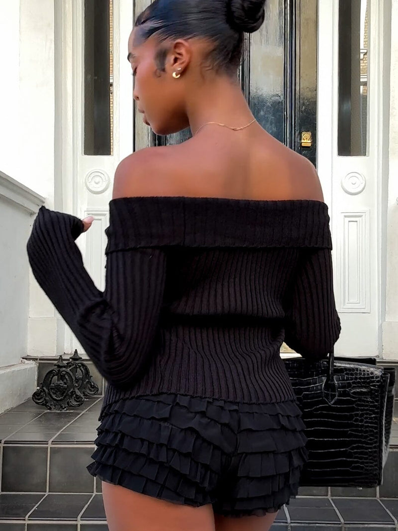 COLBY LONG SLEEVE TOP BLACK Crop Top 