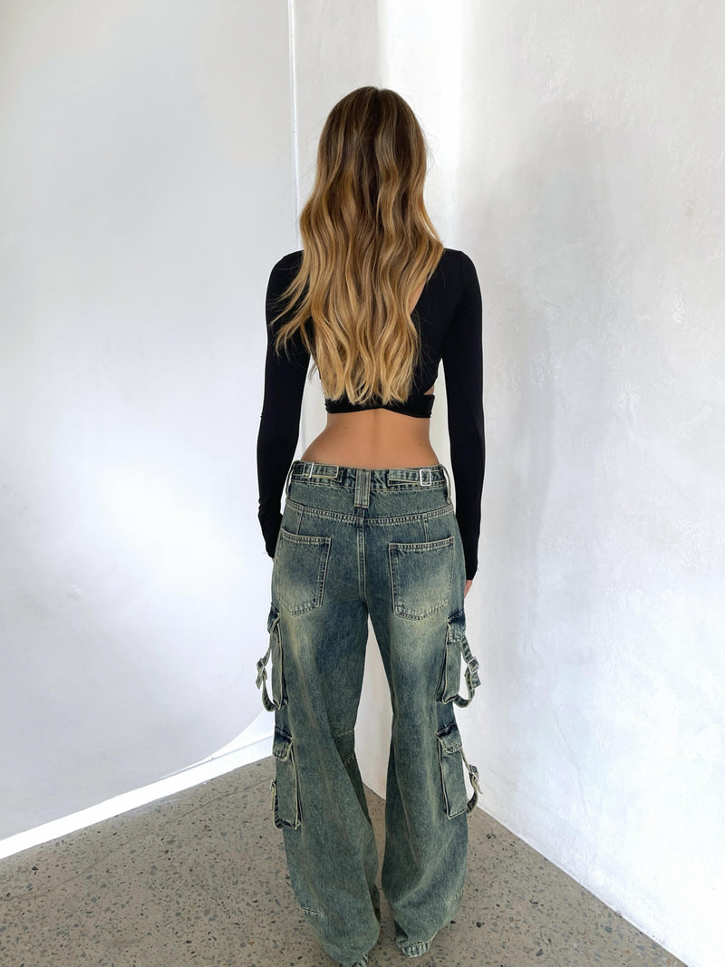 LUCID LONG SLEEVE TOP BLACK Crop Top 