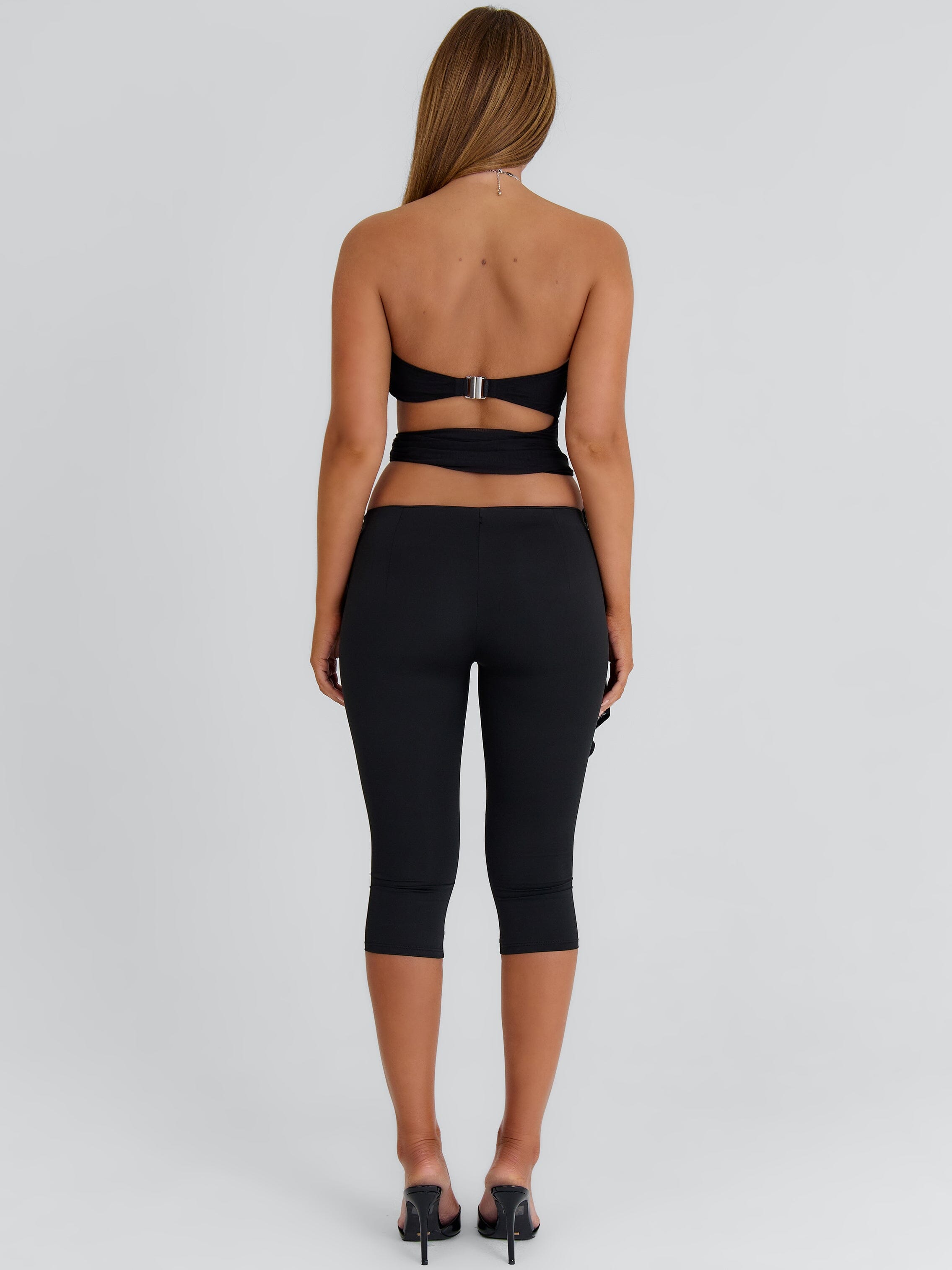 Rhosyn Crop Top Black | Outcast USA
