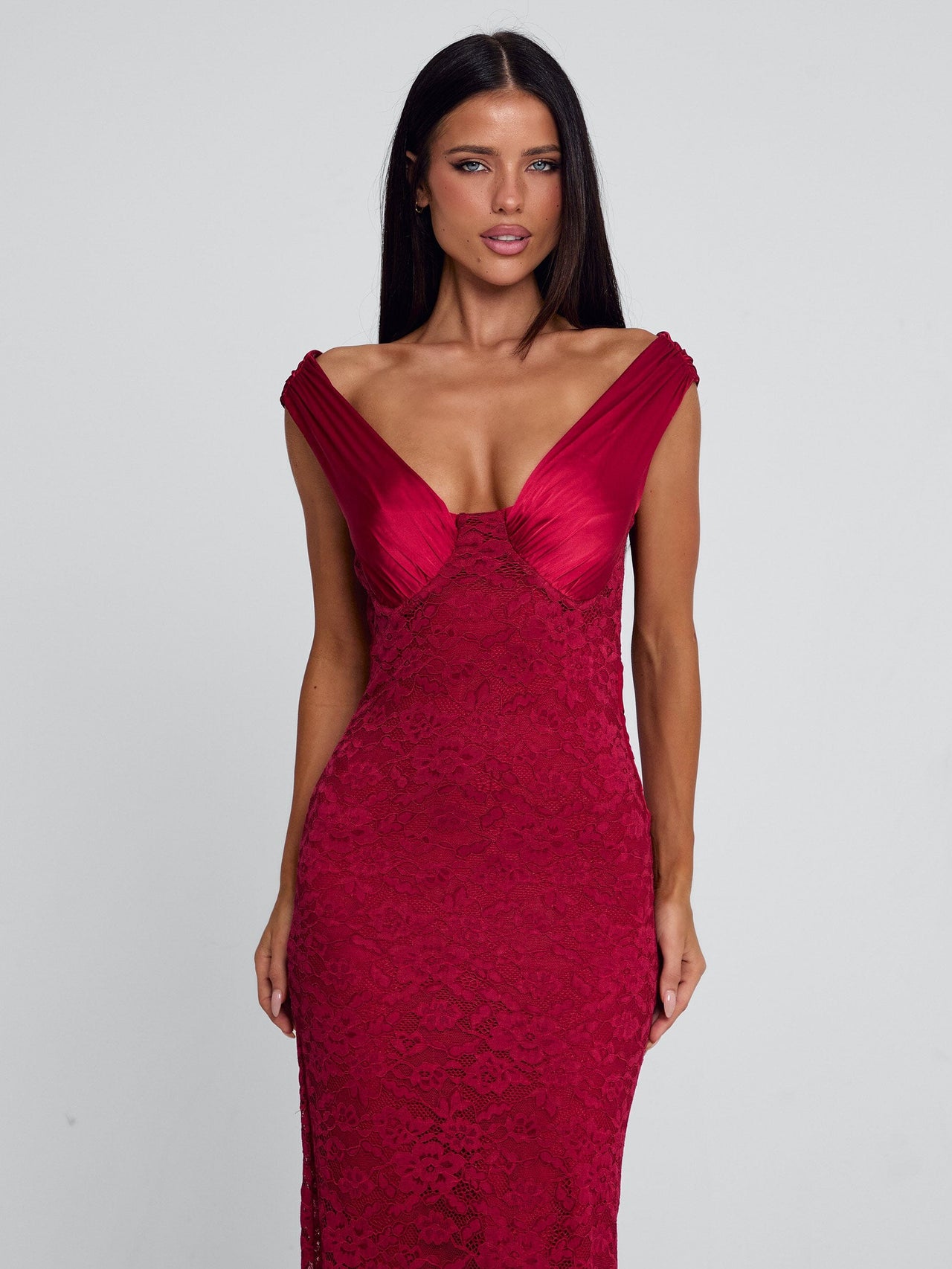 red eye dress Eye-Catching Red Twist Front Midi Dress, Red L